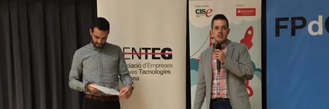 Entrega de premis YUZZ 2015 al centre de Girona